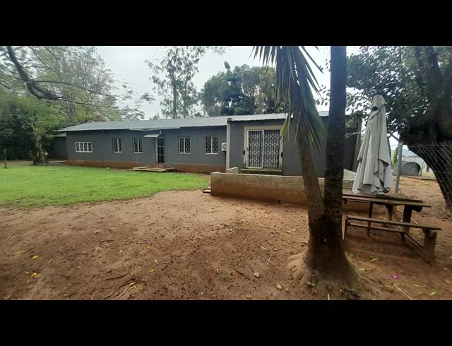 3.50HA SMALLHOLDING FOR SALE IN WHITE RIVER ESTATES